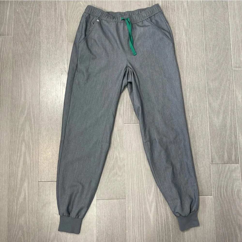 Figs Tansen Jogger Scrub Pants Men’s Gray Green Drawstring Size S MXXSW2004